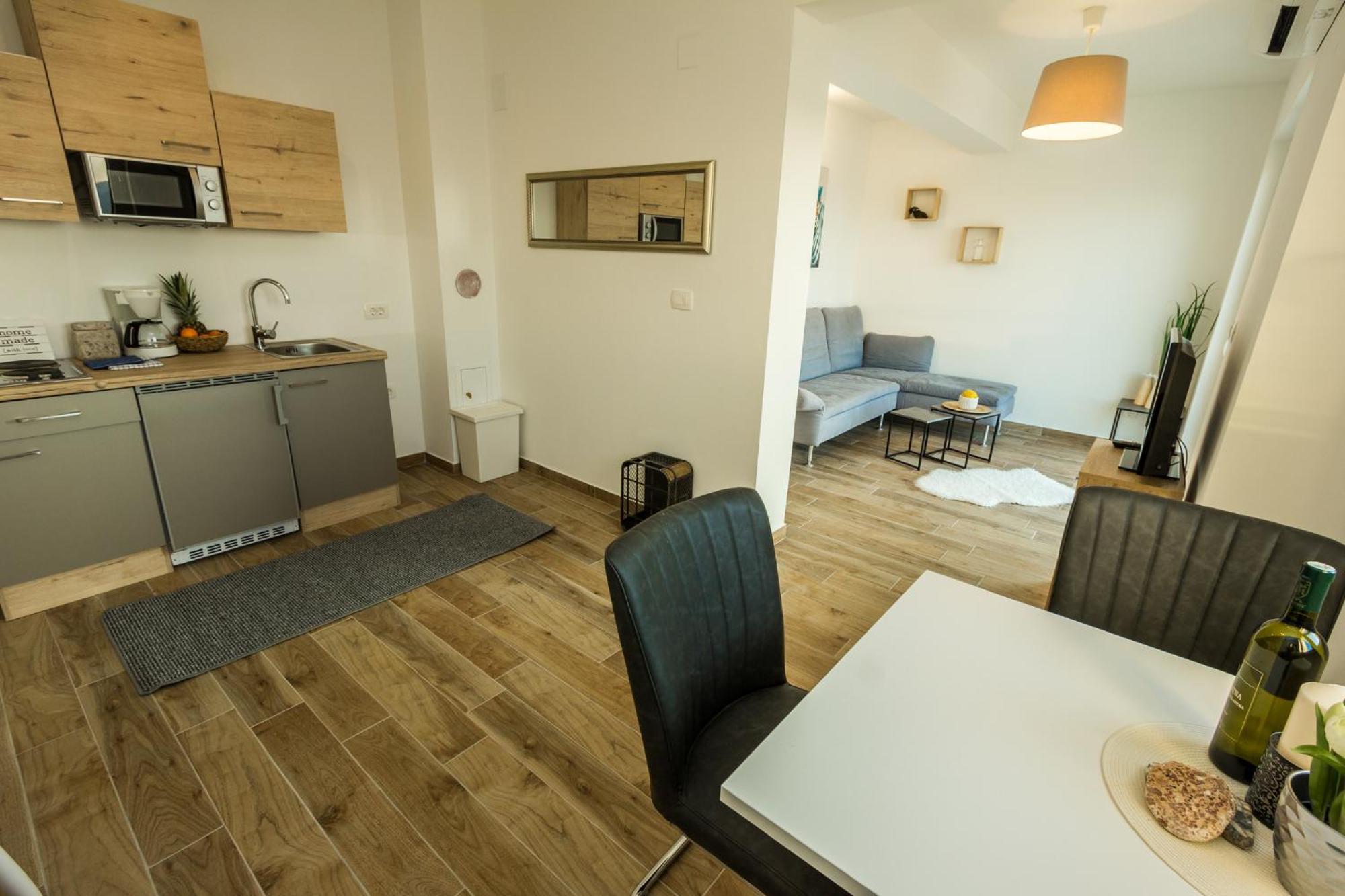 2Bfree Apartments 스티니카 외부 사진
